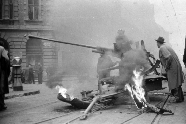 13 mondat, amiből megérthetjük 1956 traumáját