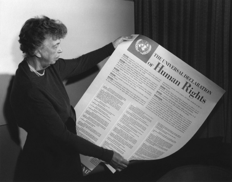 Sehol a világon nincsen teljes női egyenjogúság – Mit is ünneplünk az emberi jogok világnapján?