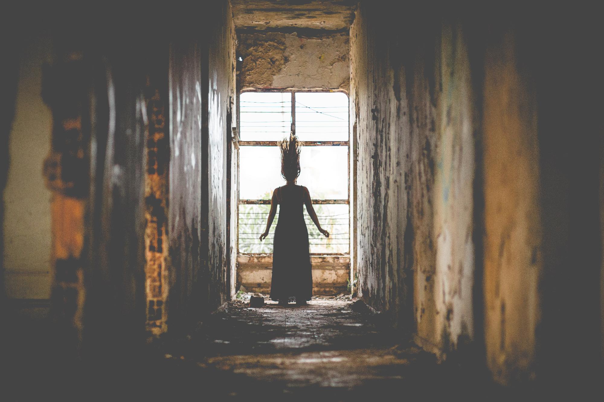 Rettegés a biztonságban – miért szeretjük a horrorfilmeket?
