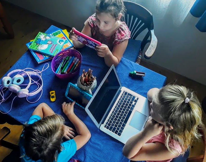 Home ovi, home suli, home office – már megint mindennap lefutunk egy maratont, de kibírjuk!