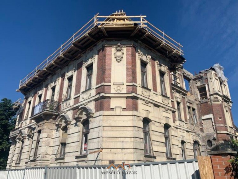 Róheim-villa: egy otthon Budapesten, amit válogatott módszerekkel gyötört a múlt, ma mégis áll