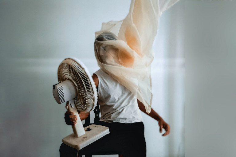 Fejfájás, izomfájdalom: a klíma és a ventilátor is veszélyes lehet az egészségre