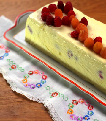 Citrusos-málnás semifreddo (házi fagyi)