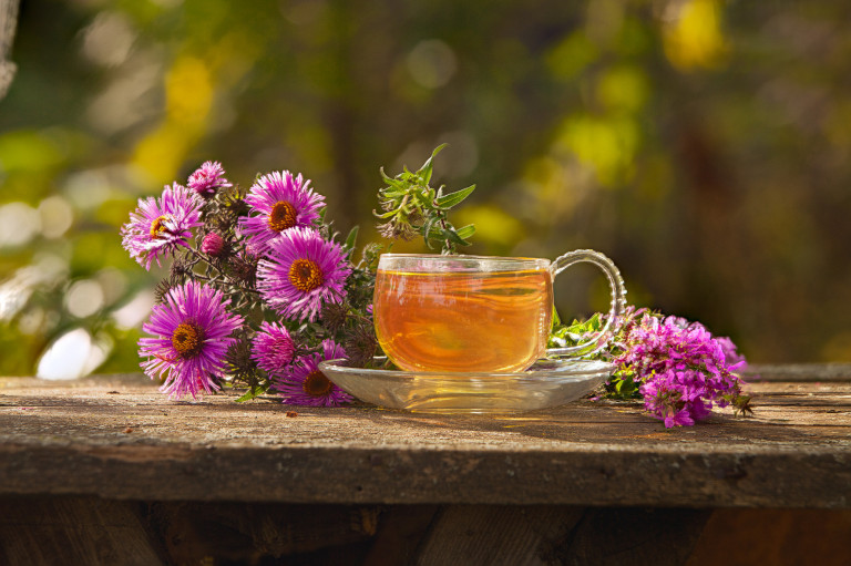 Tucatnyi gyógynövényes tea az őszi gondokra