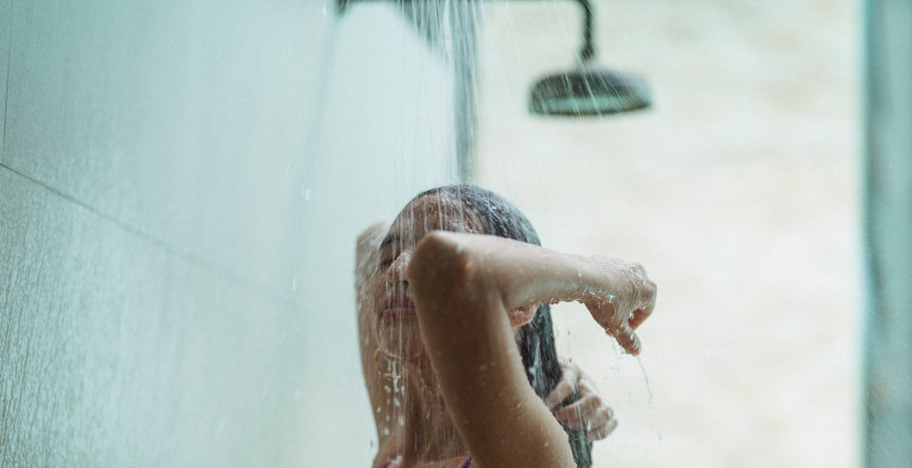 Őrültségnek tűnik, de jó: a hideg zuhanyt is meg lehet szeretni!