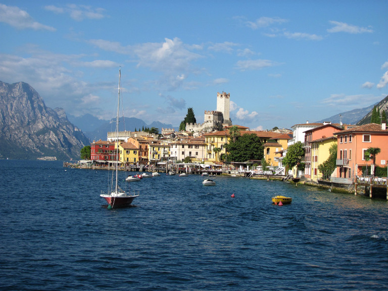 Itália csókjai, Szlovénia büszkesége: Garda, Como, Bled – ikonikus tavak, amelyeket látni kell