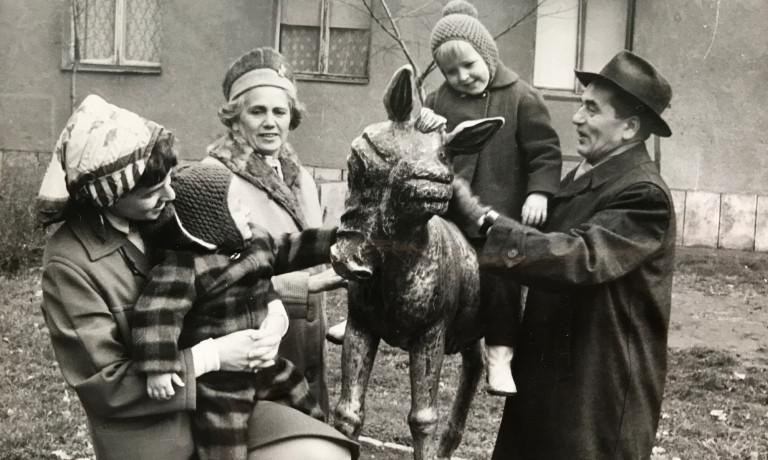 Meghúzni a nadrágszíjat – szegénység gyerekszemmel