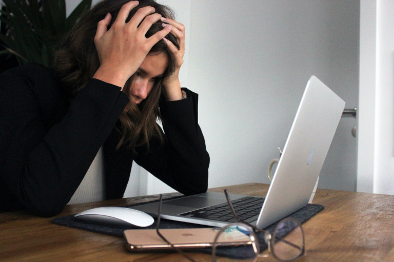 „Nem szeretem azokat az álláshirdetéseket, amelyekben jó stressztűrő képességű kollégákat keresnek” – interjú Juhász Ágnes pszichológussal