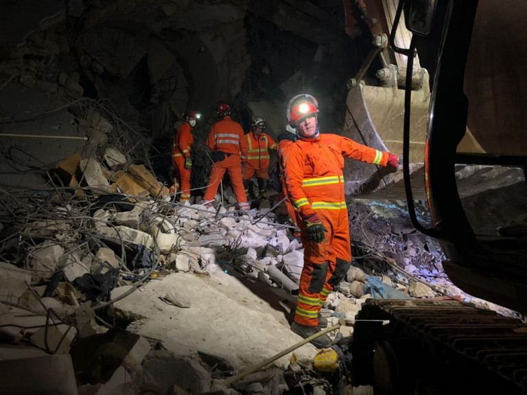 „248 óra a romok alatt: értjük ezt?” – Beszámolónk Törökországból