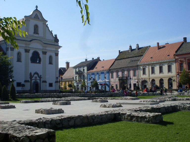 Ezt tartogatja a látogatóknak a Duna-parti ékszerdoboz, Vác