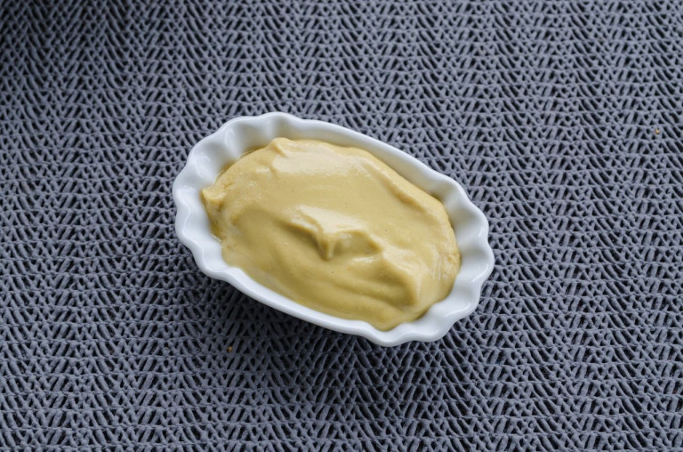 Minden a dijoni mustárról – Miért különleges, hogyan készül, és mihez érdemes használni?