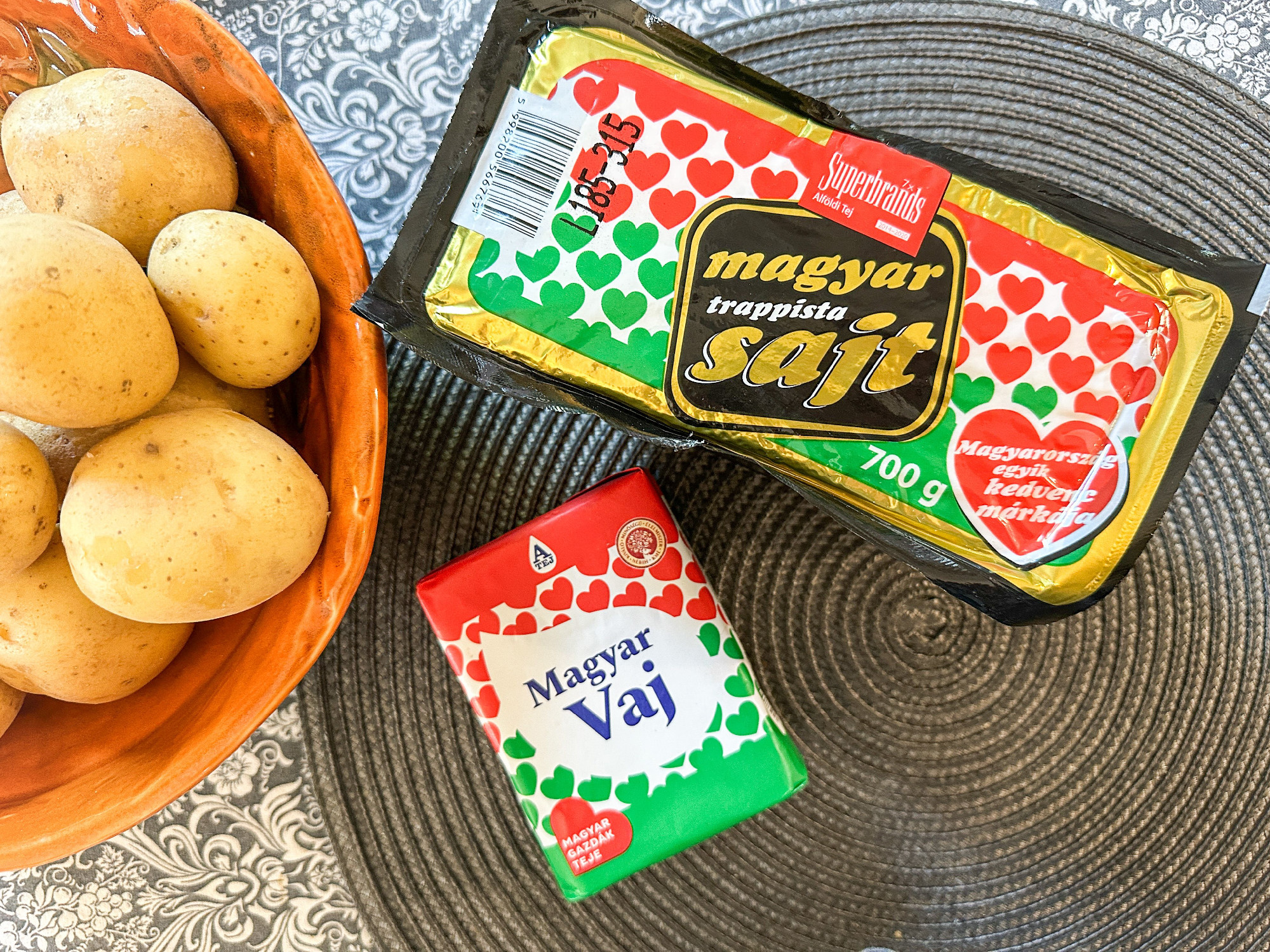 sajtos-fuszeres-egyben-sult-burgonya-borbas-marcsi