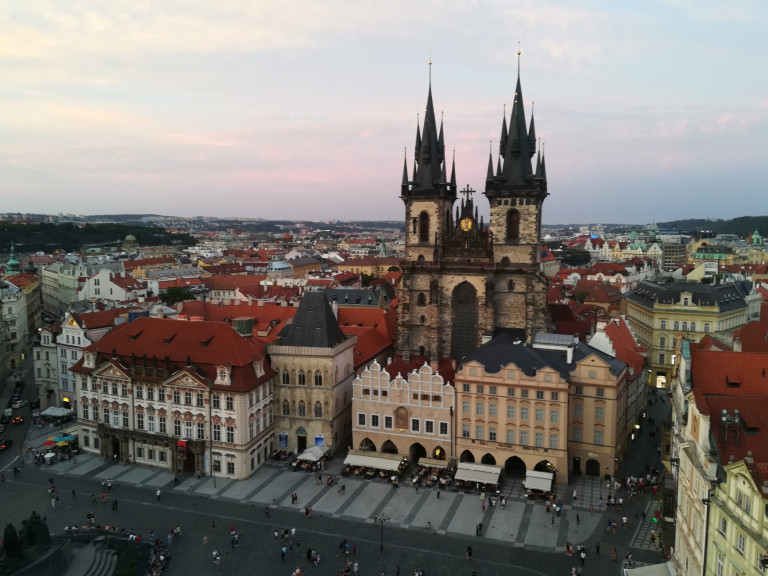 Szerelmem, Prága – felfedezések a turistainvázión túlról