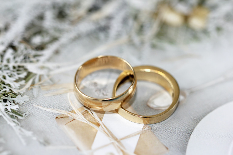 Az örök szeretet jele vagy felesleges bizsu – tényleg kell a modern korban jegygyűrű?