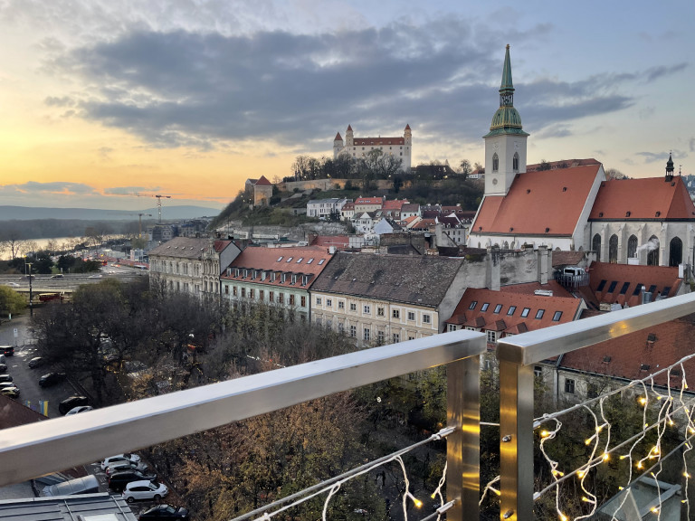 Adventi varázsvilág baráti áron – Édes időutazást tettünk Pozsonyba