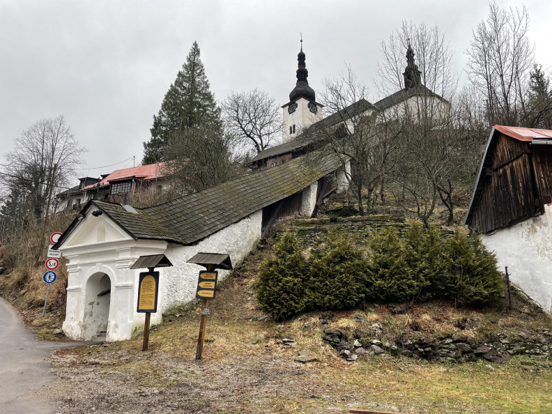 Úrvölgy, ahol talán a mesebeli törpék laktak