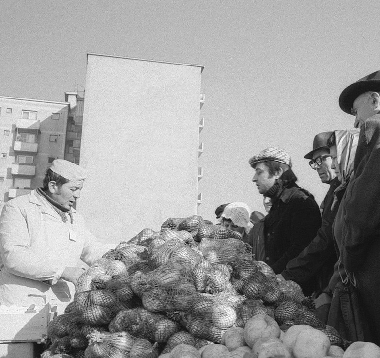 A jegyrendszer és a tálbafőtt