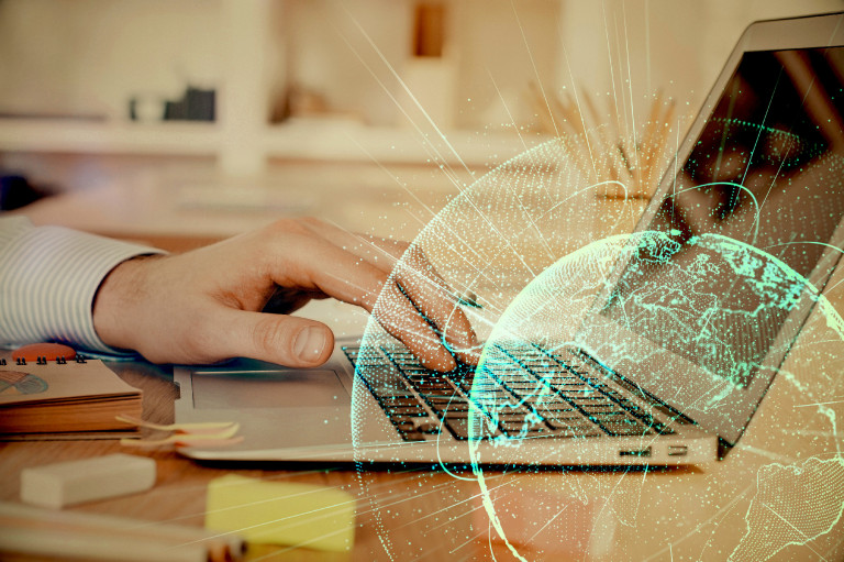 Lehet kicsi az ökolábnyomunk, ha nem látszik ki a digitális szemét alól – Tudtad, hogy most is szemetelsz? 