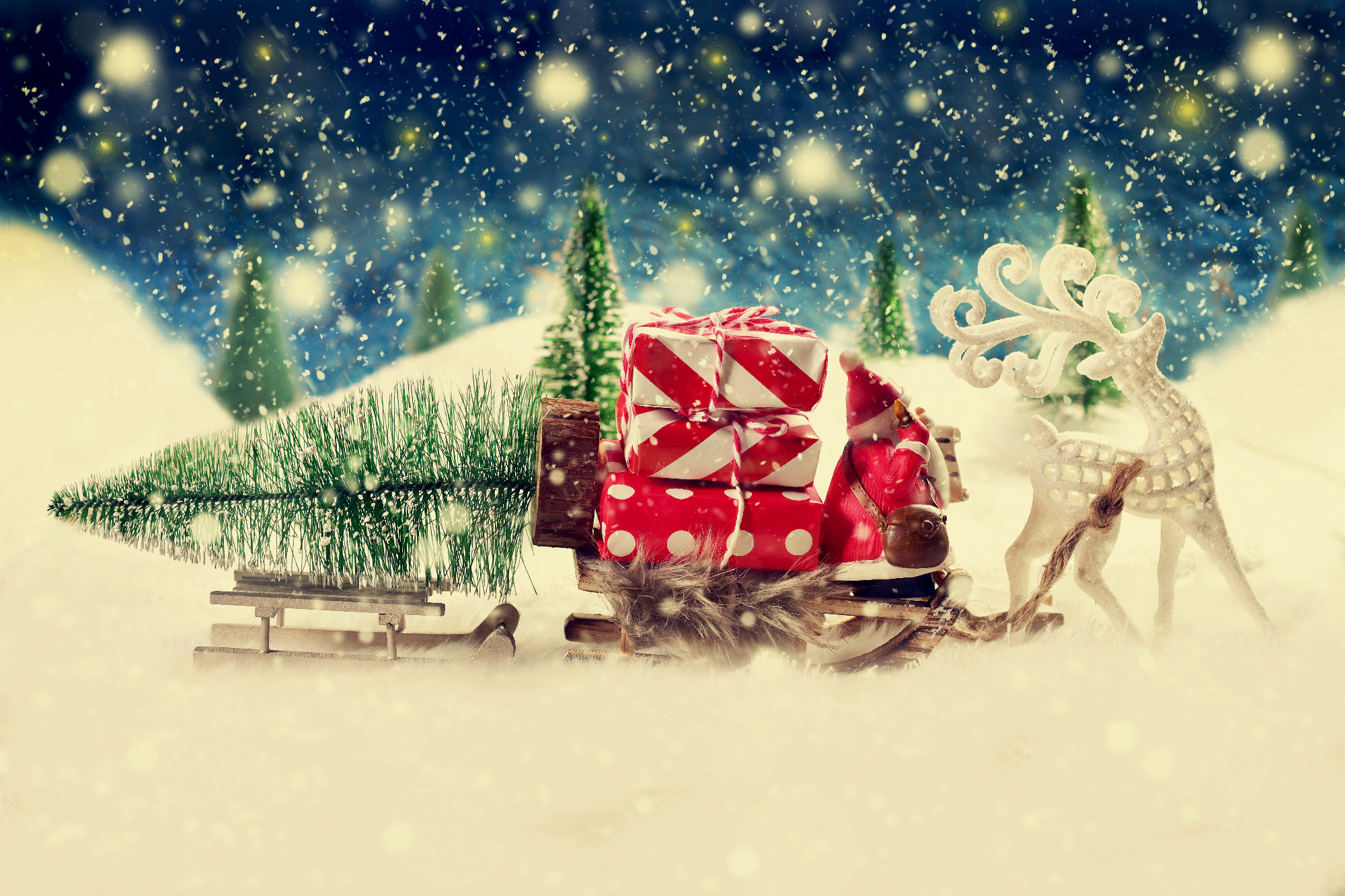 christmas is coming in vintage style
