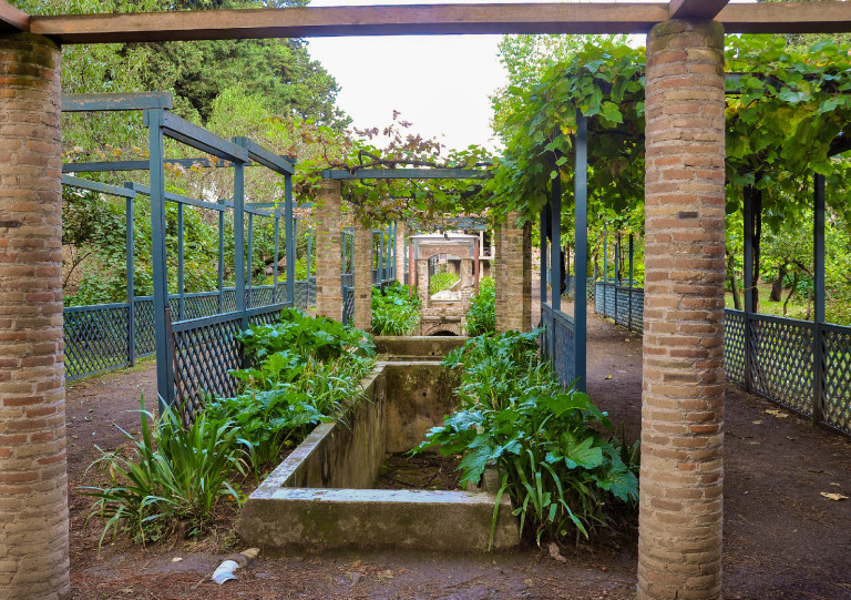 Loreius Tiburtinus pompeji házának kertje