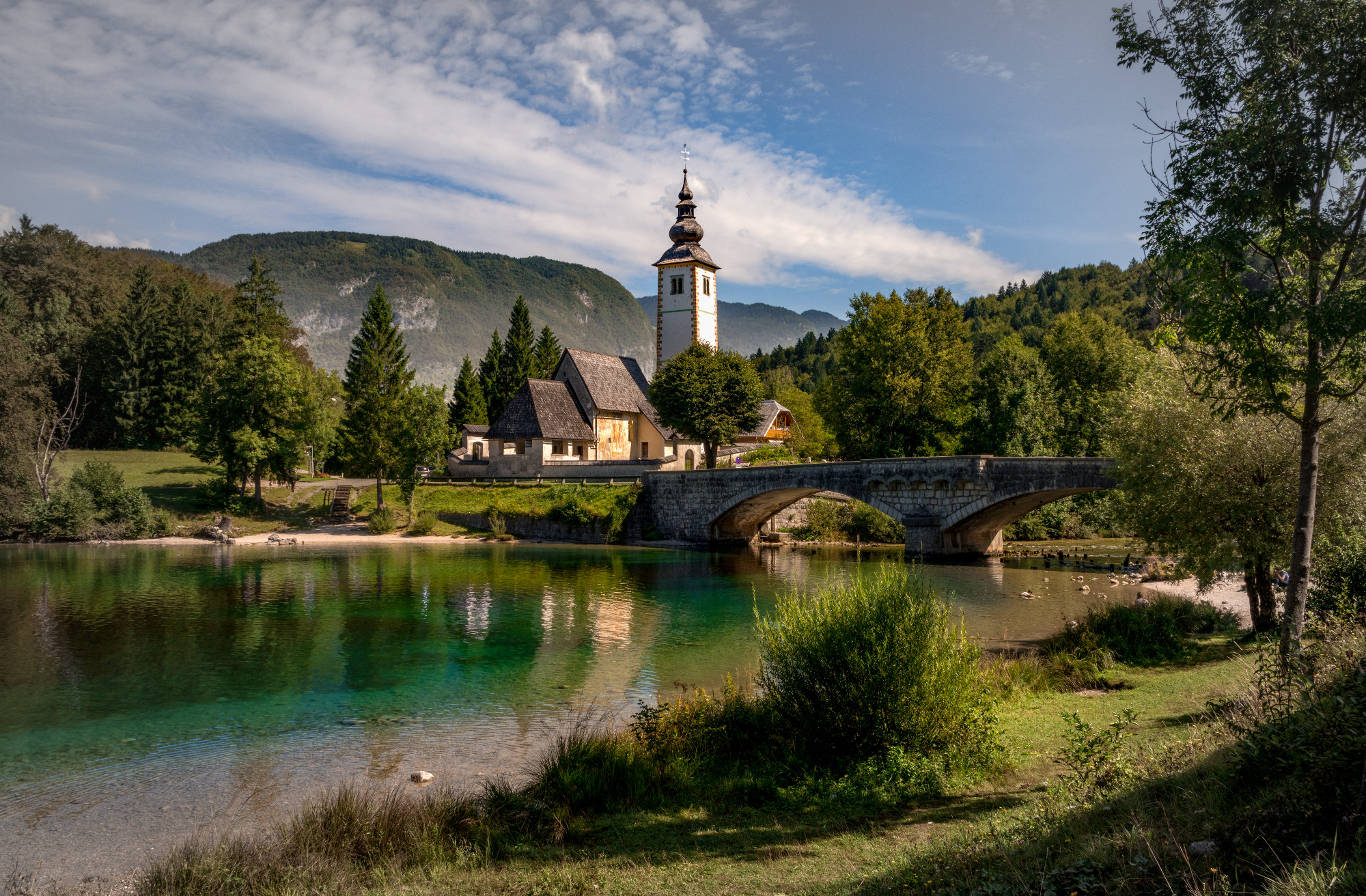 Vadvirágünnep a Triglav Nemzeti Parkban, Bohinjban