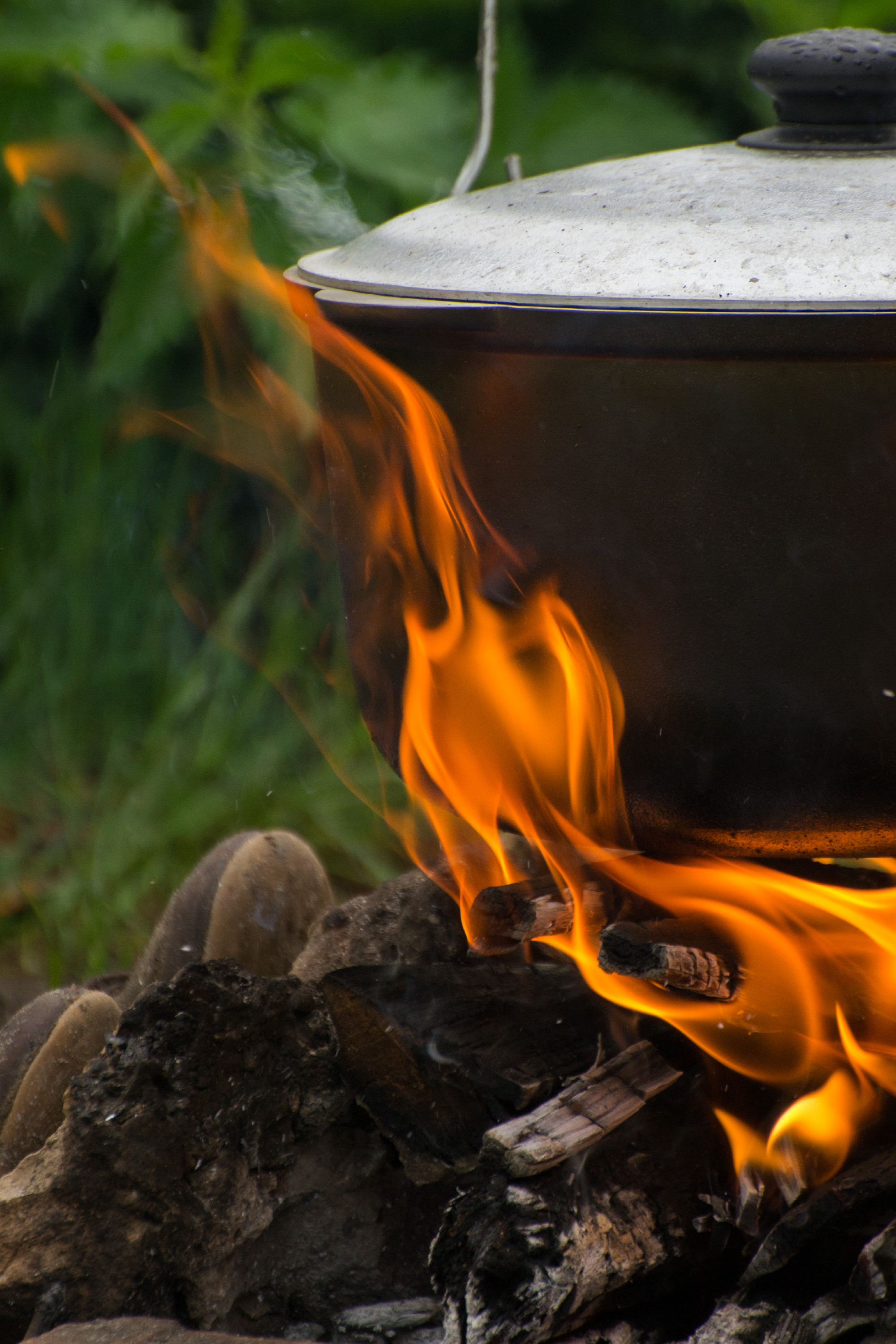 8 kihagyhatatlan recept bográcsozáshoz