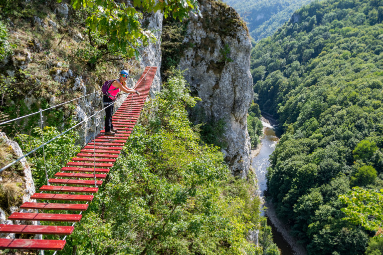 Via ferrata: egyre népszerűbbek a könnyített hegyi utak, gyerekkel is lehet menni