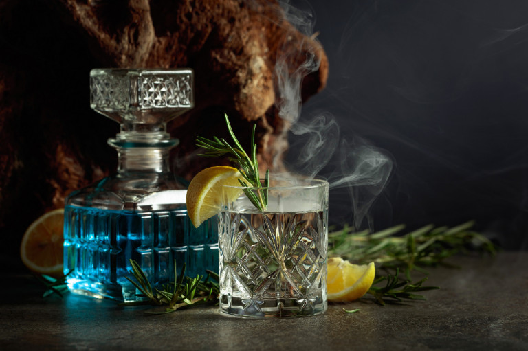 Abszint, gin és a többiek – italok nyáresti beszélgetésekhez, gyógynövényekből