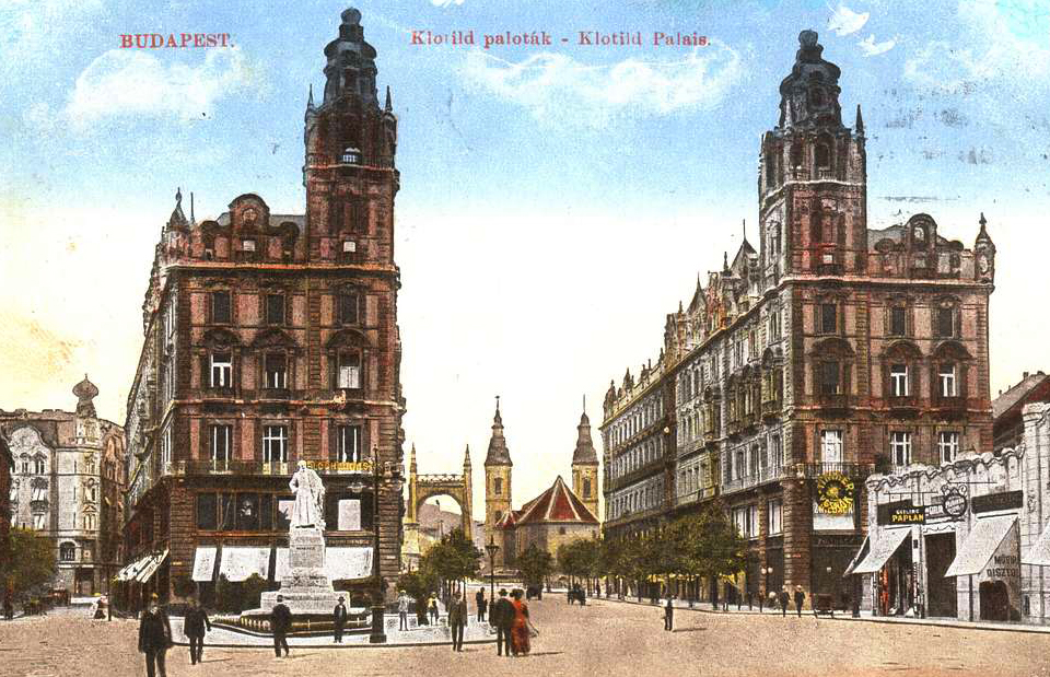 A főhercegi palota, amelyet az alcsúti kertészet virágai díszítenek – a Matild palota titkai