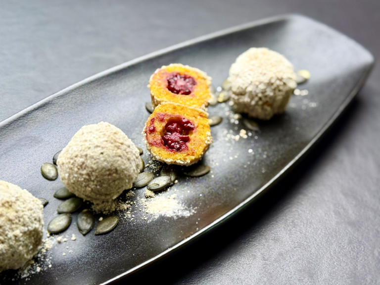 Sütőtökös gyümölcsgombóc