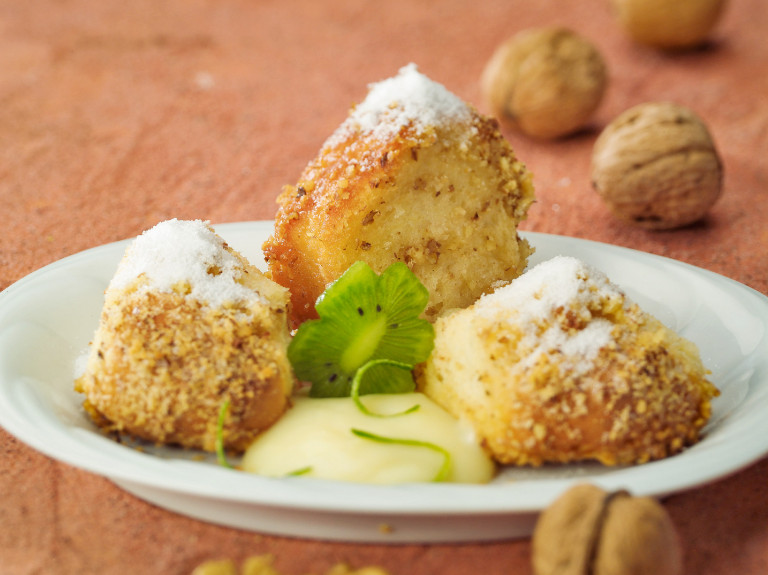 Az édes kelt tészták királynője: az aranygaluska