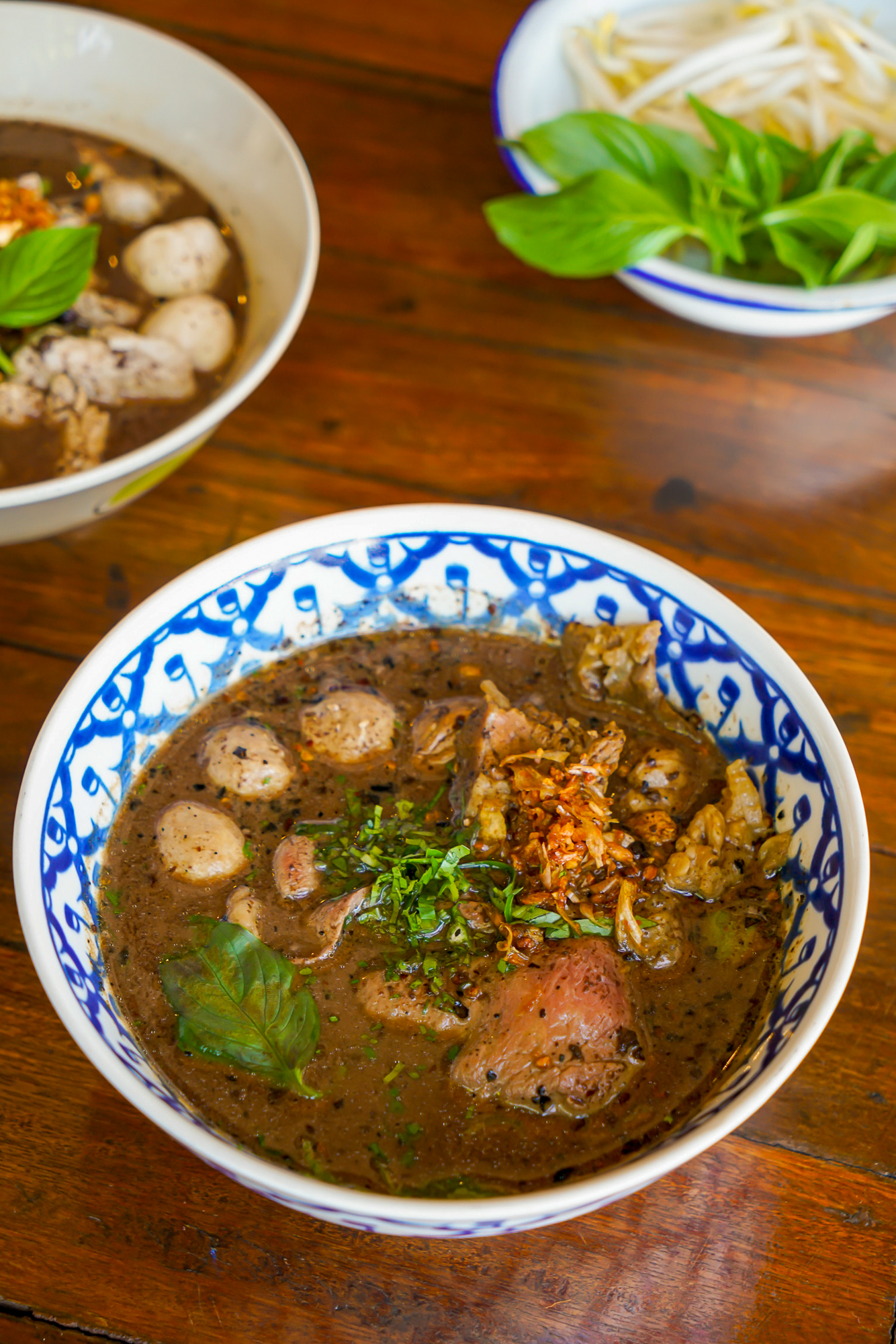 Békebeli marhahúsleves és az erdélyi franciasaláta