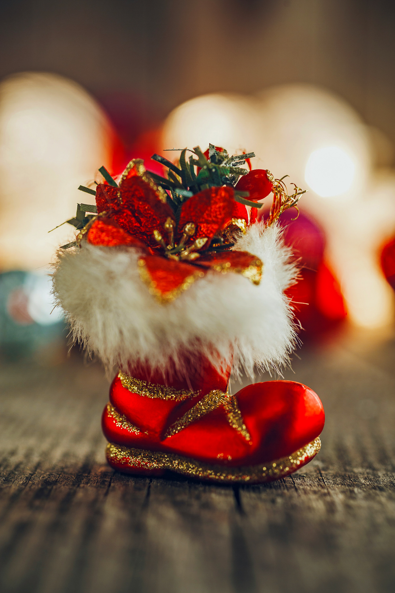 Miért épp a csizmát kell kitenni a Mikulásnak?