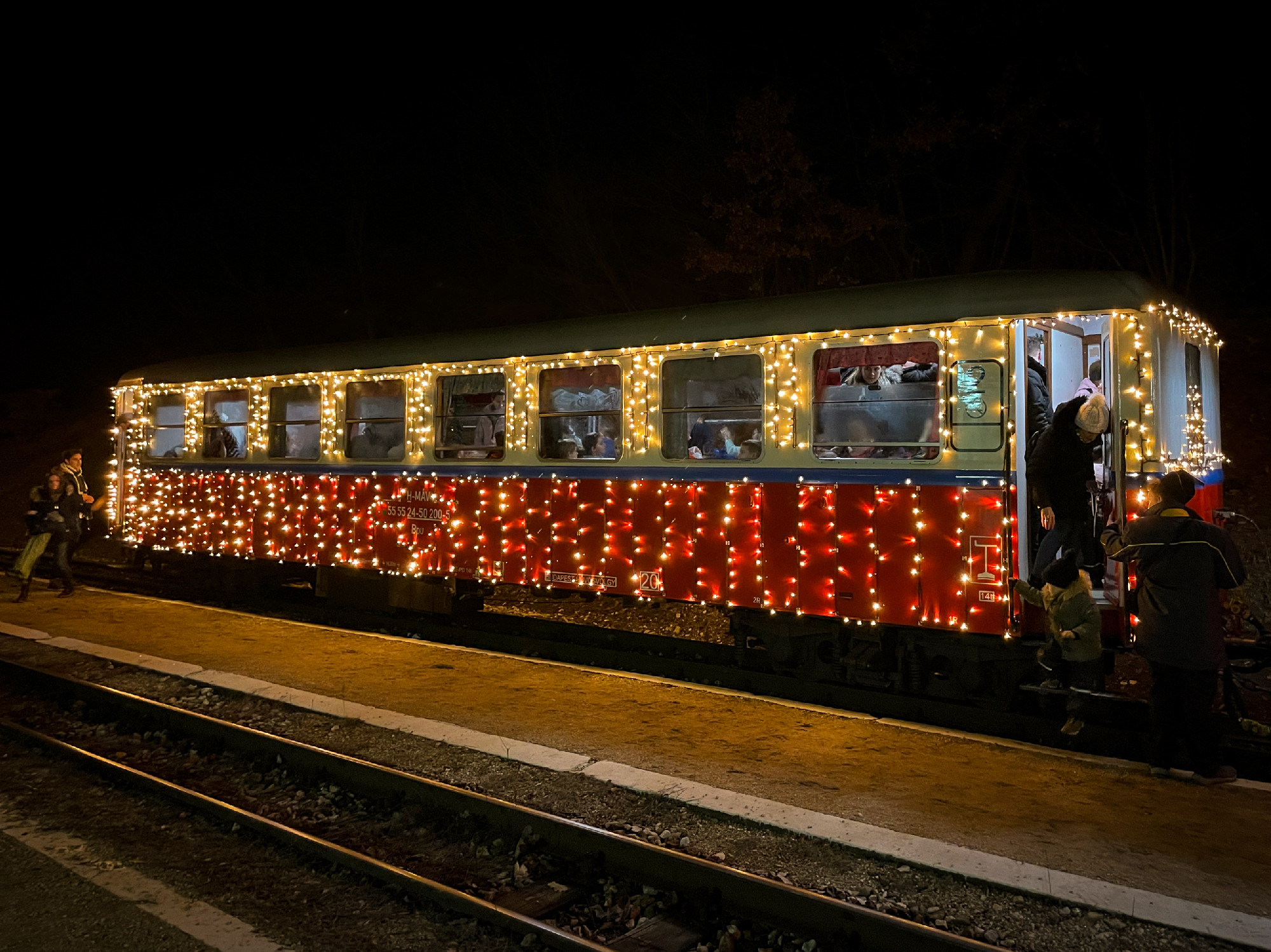 Adventi vonatvarázs országszerte