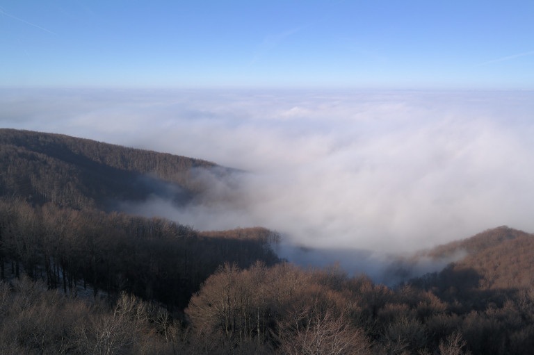 Szürkeségből a napfénybe  avagy mi van a felhők felett? 