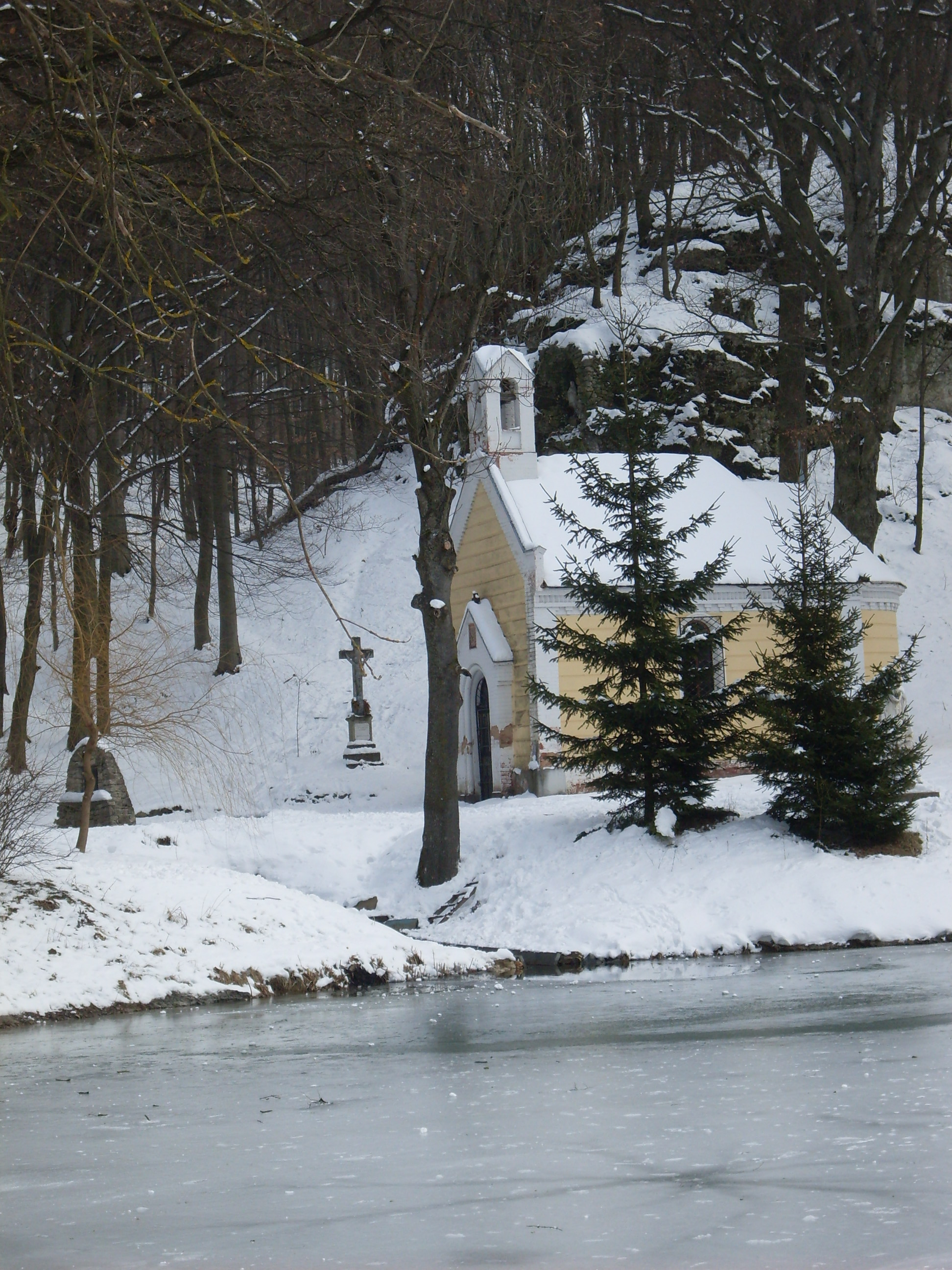 Merülj el a Téli berek havas világában!