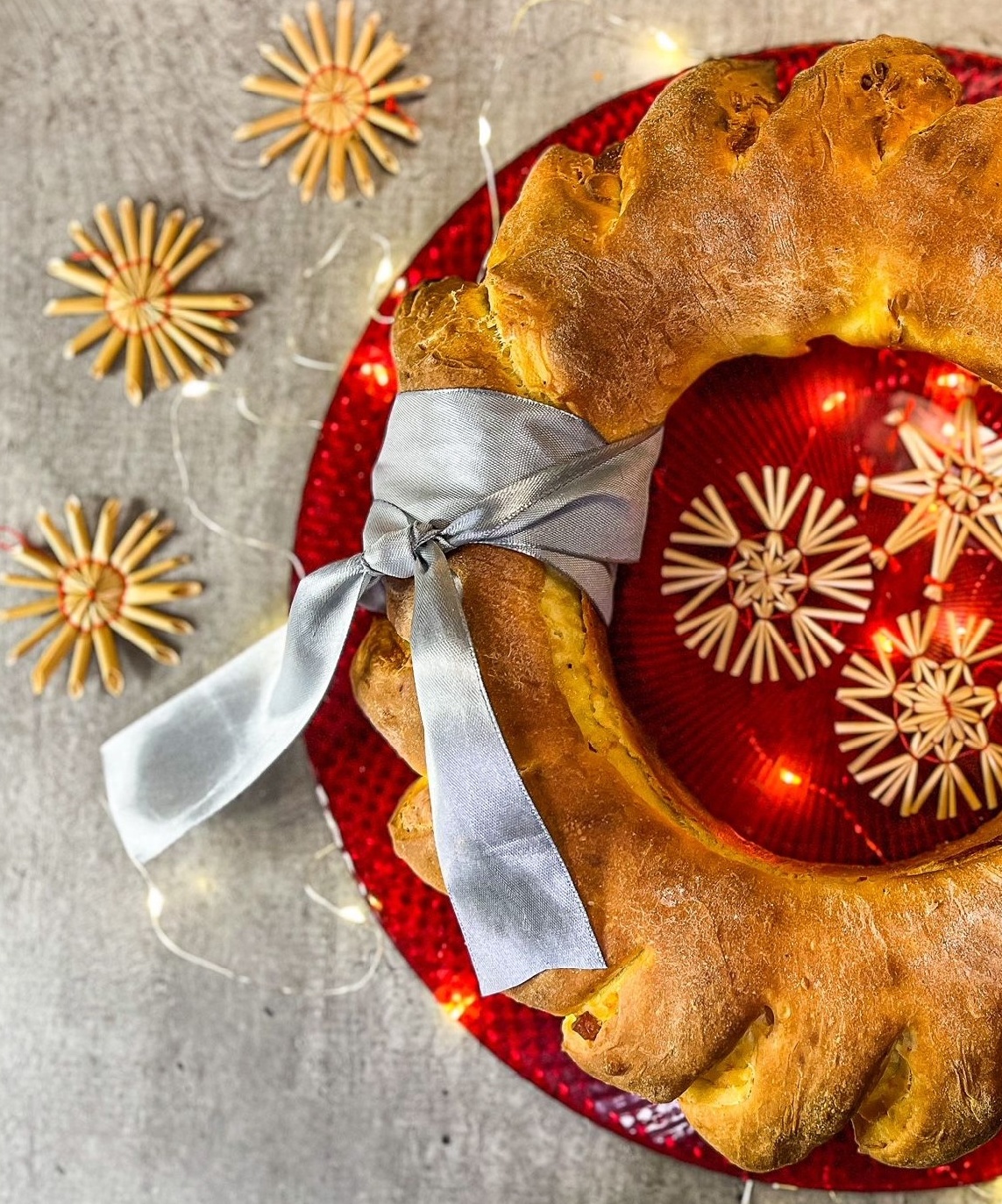 Sonkás-sajtos vendégváró koszorú 