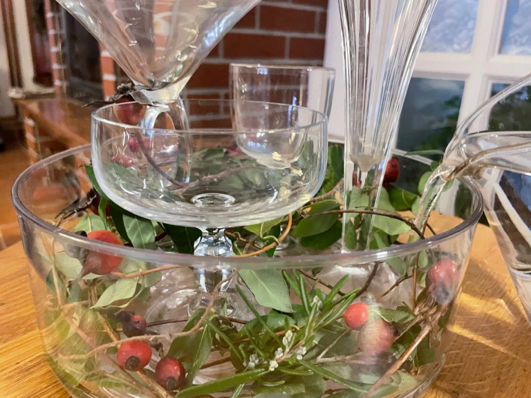 Farsangi asztaldísz a téli kertből