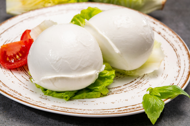 Mozzarella: friss sajt, sok arc