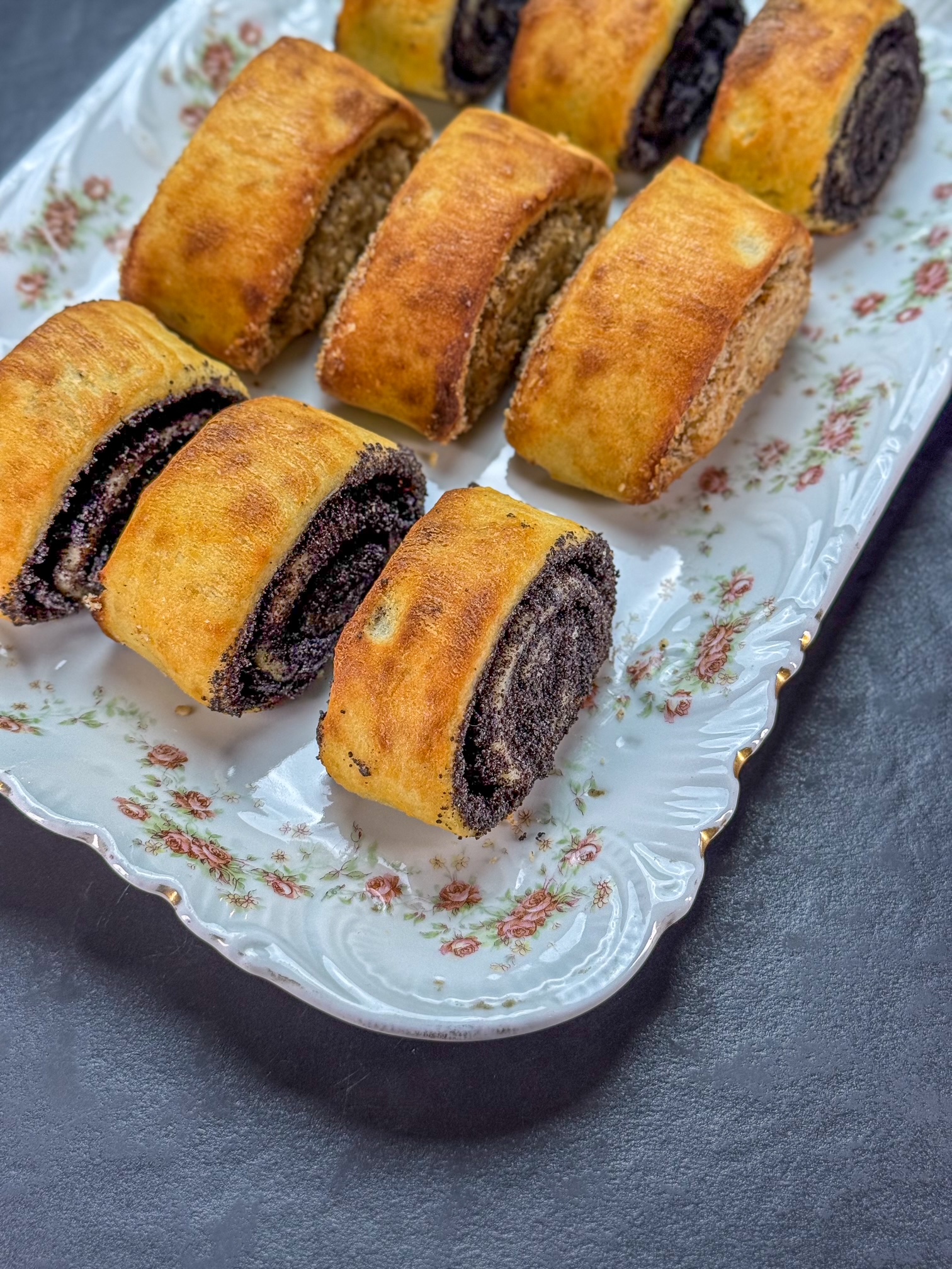 Diós és mákos pogácsa