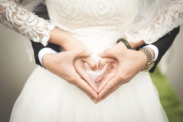Lánykéréstől esküvőig – mire figyeljünk?