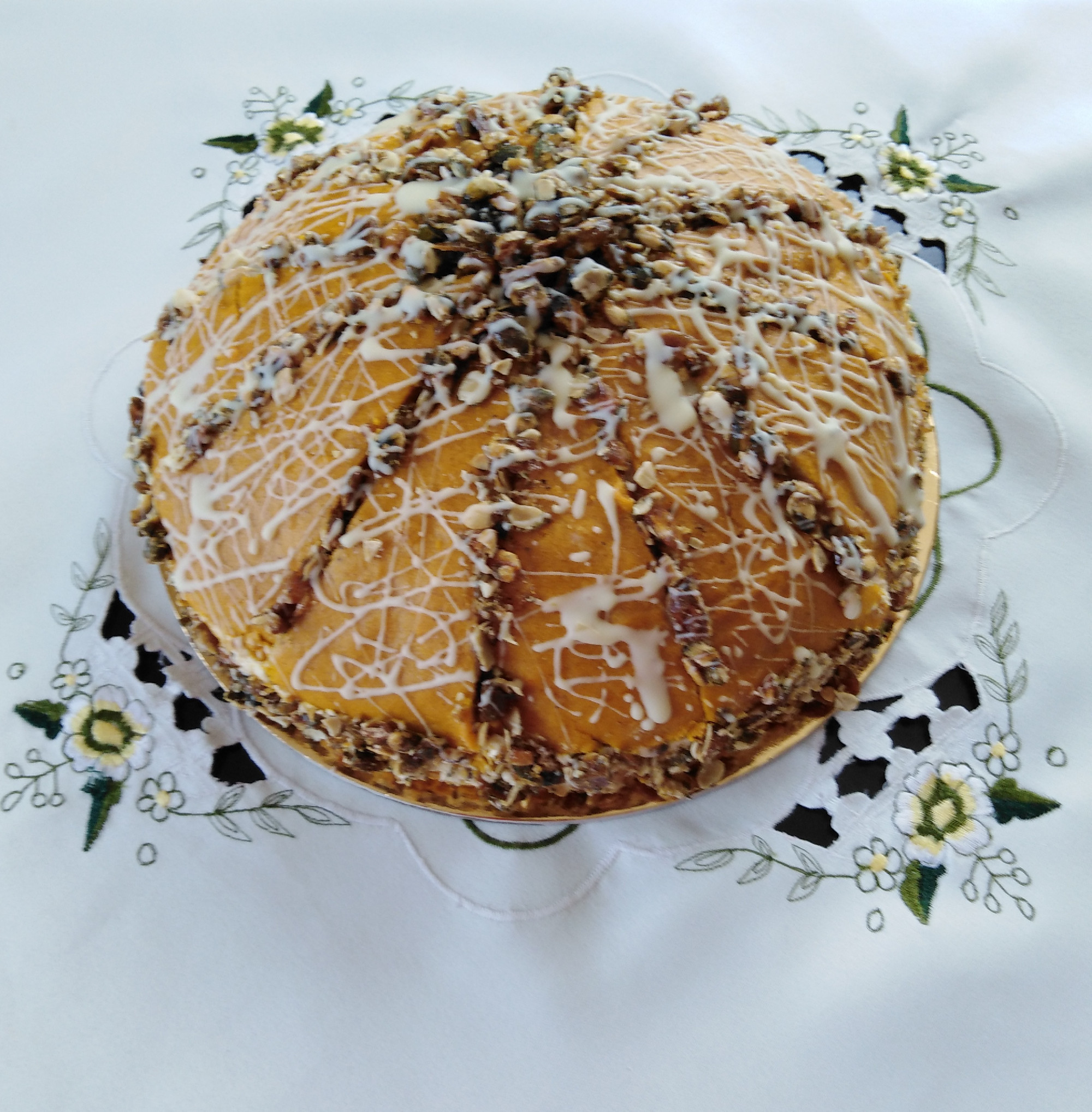 Sütőtökös torta kupola formában