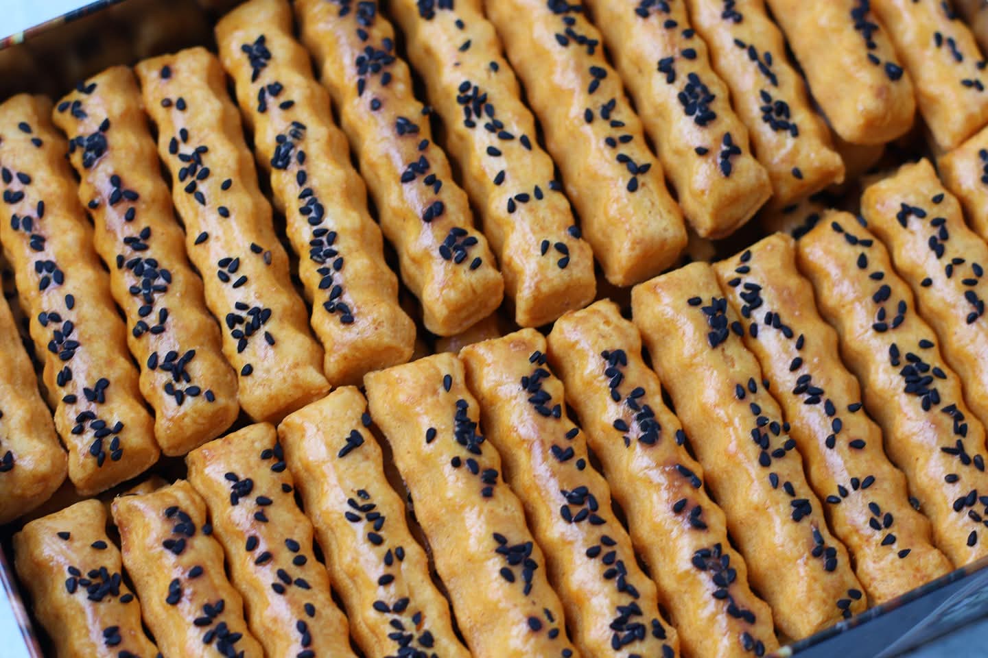 Nigellás-füstölt paprikás rudak