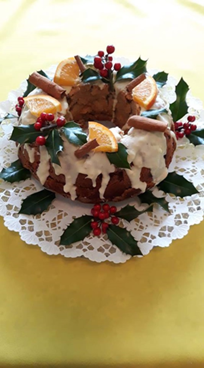 Ünnepi almás-fahéjas kuglóf