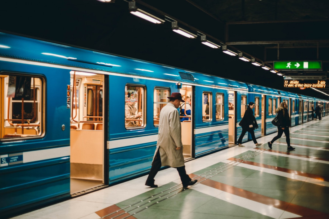 metró és utasok