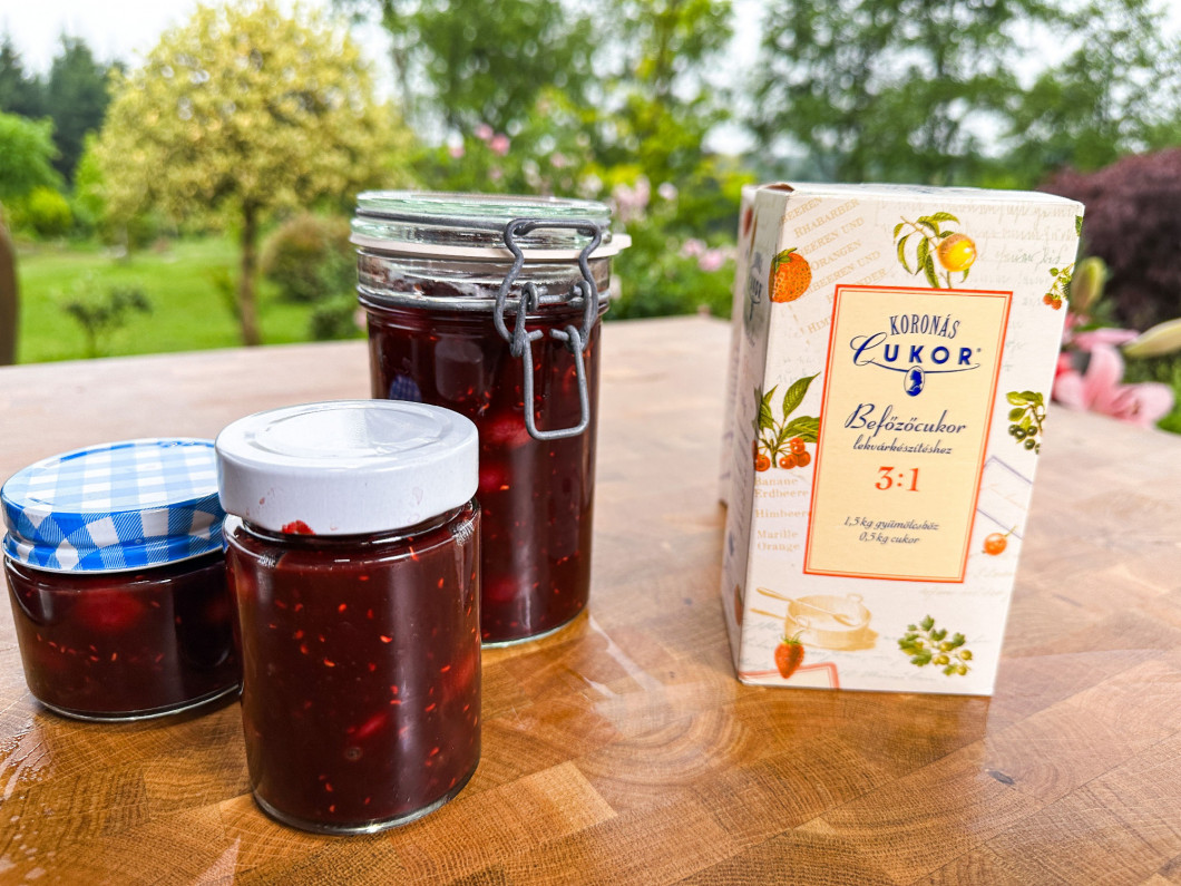 csokolades-cseresznyelekvar-recept-borbas-marcsi