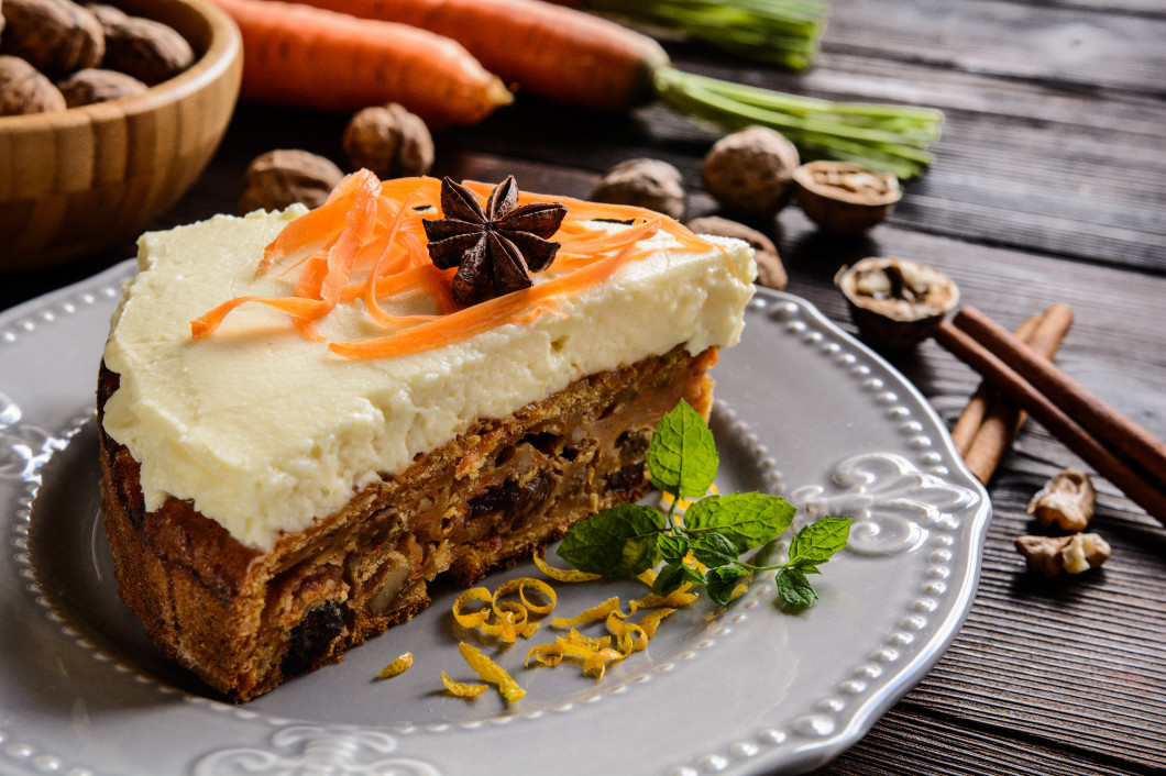 Carrot cake with mascarpone