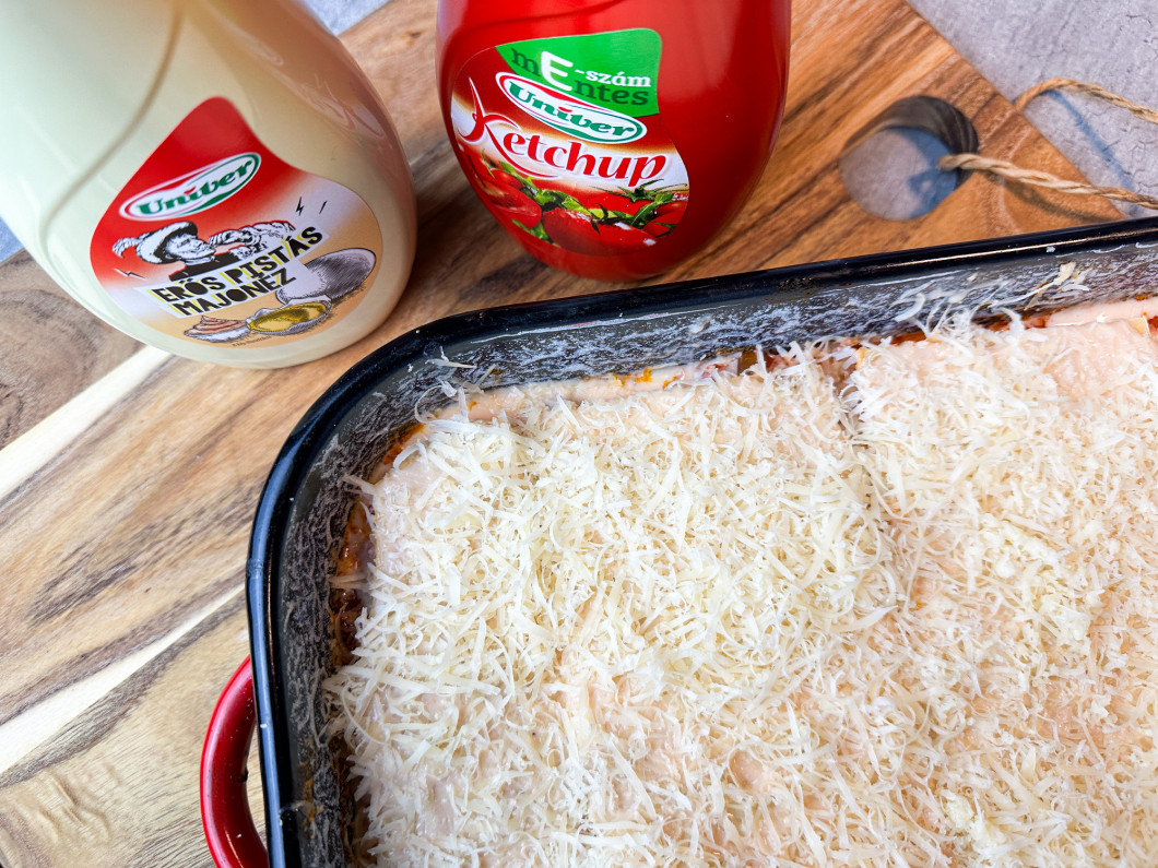 Pikáns kolbászos lasagne