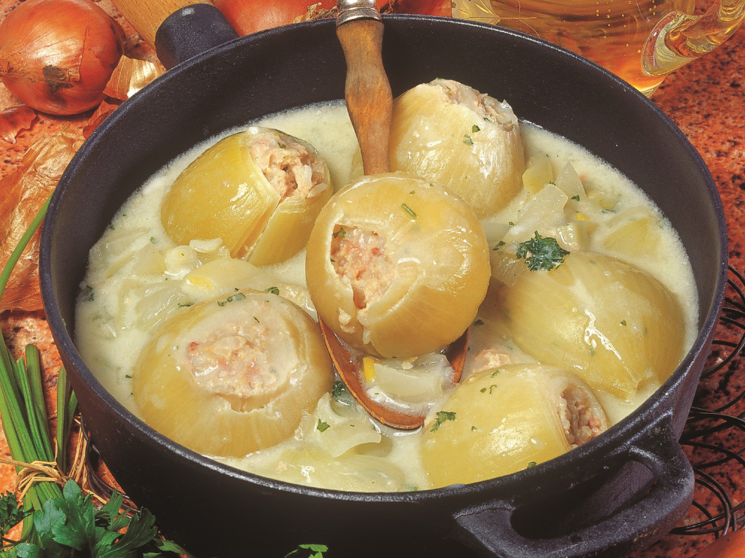 toltott-hagyma-receptek