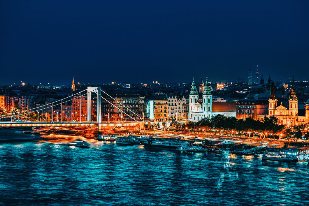 Panorama View on Elisabeth Bridge and Budapest,bridge connecting